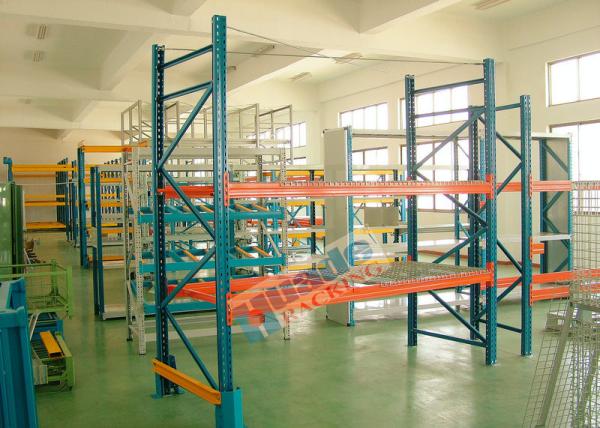 Quality Double Deep Pallet Racking System For Warehouse , Each Level Adjustable Pallet Racking Box Shape Beam for sale