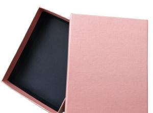 China Customized Square Sturdy Cardboard Gift Box Printed Recyclable on sale