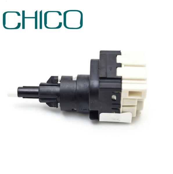 Quality Mechanical Car Brake Light Switch VW Polo Passat 1K2945511 3B0945511A for sale