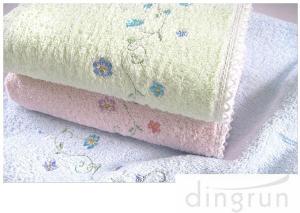 China Environmental Friendly Small Face Towels , Embroidered Face Towels Multi Function wholesale