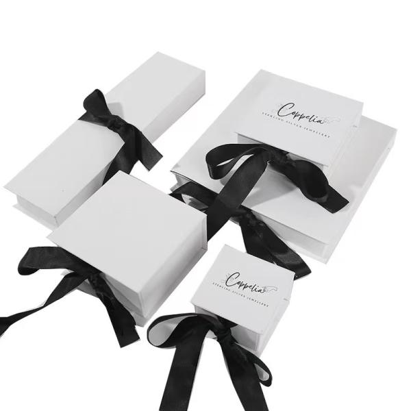 ODM Bracelet Necklace Box Jewelry Packaging Pouch Flip Top Magnetic Jewelry Gift Boxes