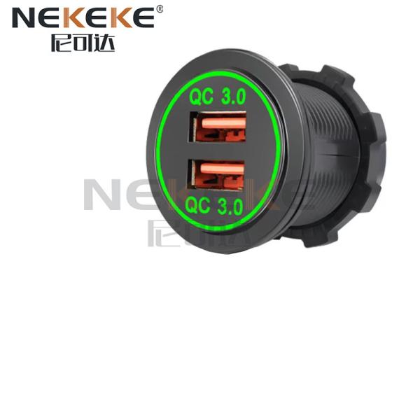 Waterproof 12V 24V QC3.0 Power Socket , Dual Port USB Socket For Car Charger
