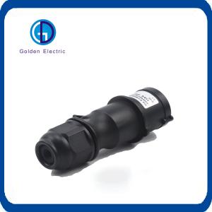 IP67 Wall Mounted Industrial Plug Socket Waterproof Heat Resistant 80