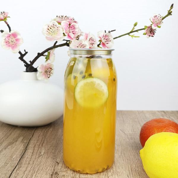 China 650ml Tea Clear Round Plastic Container Bottles With Snap Lids wholesale