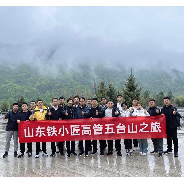 20-Foot Versatile Expandable Flat Pack Container House Convenient and Practical Made of Durable Steel Sandwich Panel Material