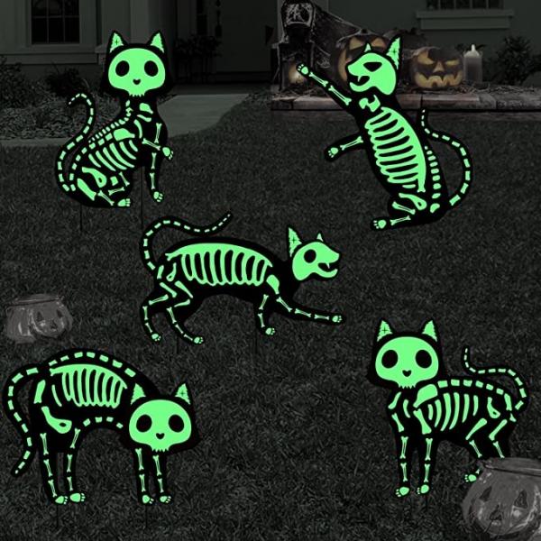 Quality Reusable Halloween Yard Sign For Outdoor Decor Party Supplies Black Cat Skeleton Glow In The Dark for sale