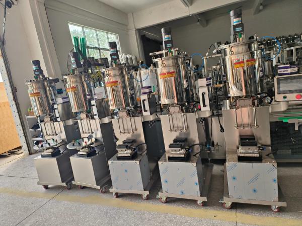Semi-automatic Mascara And Lipgloss Filling Machine Vertical Quantitative with