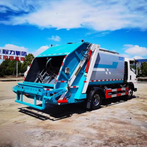 New Sinotruck Howo 6wheel Lift Compactor Garbage Truck 10ton Garbage Cleaning Truck