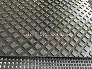 China 1.5m Max Wide Durable Rubber Mats , Sublimation Solid Square Rubber Flooring Matting wholesale