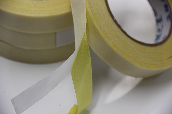 Chinese Factory Manufactures Residue Free Carpet Tape 350mic