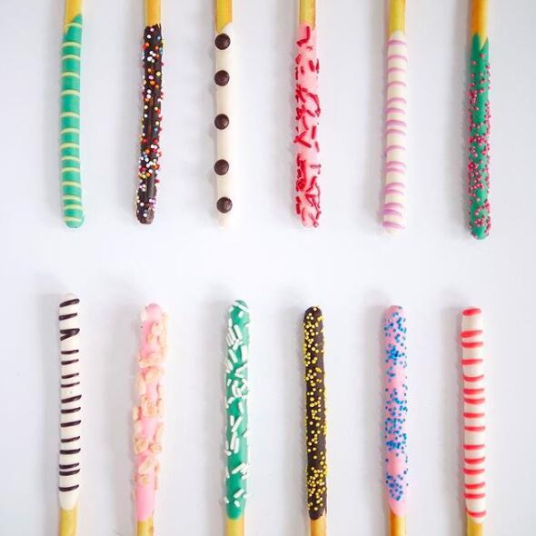 1300kg/h Chocolate Enrober Machine with 600mm Belt Width