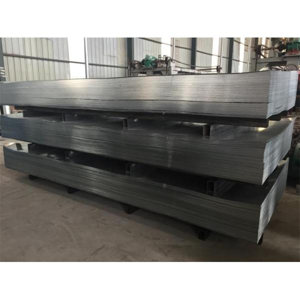 Slightly Oiled Galvanized Steel Sheet 0.12-5.0mm Hot Dipped Zinc Coated Plain Flat Finish GI Sheet for SNI Certification
