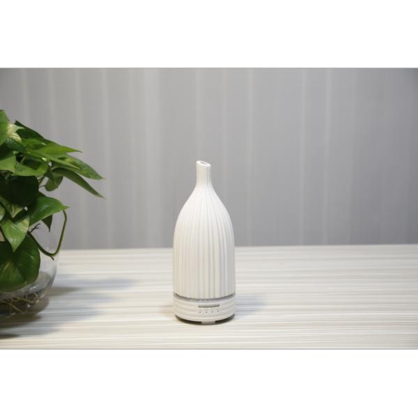 Hot Selling 120ml Elegant Home Quiet Oil Diffuser Ceramic Aroma Scented Fragrance Diffuser Ultrasonic Ceramic Aroma Diffuser