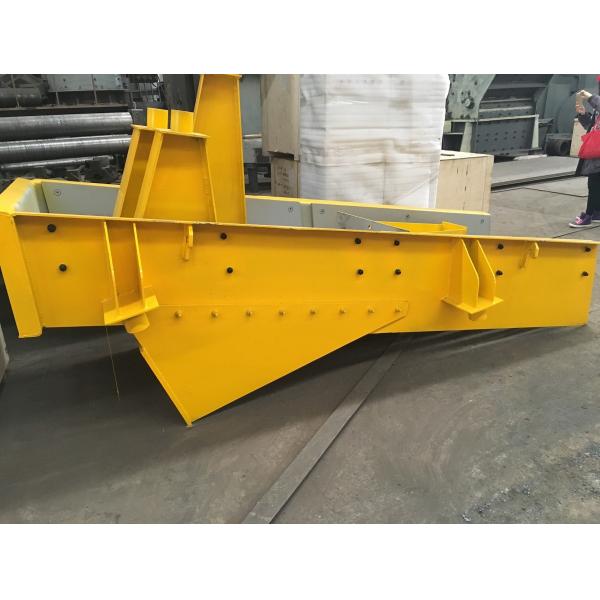 2.2Kw Electromagnetic Vibrating Feeder Machine 150 TPH Lump Or Granulated Materials