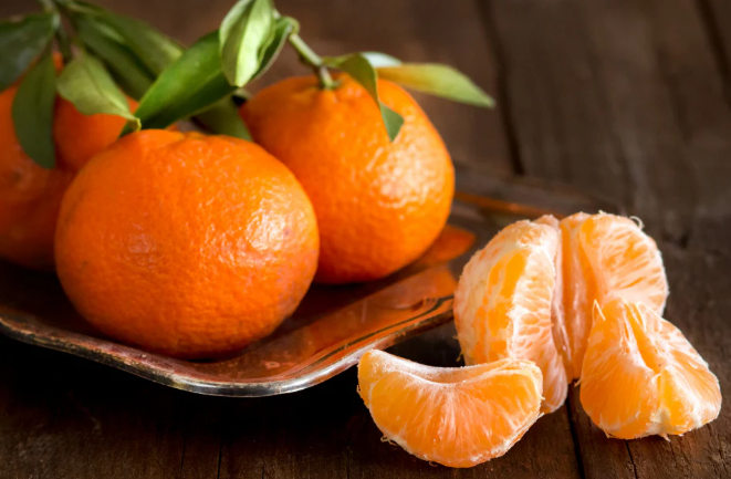 Free Sample Long Lasting Natural Tangerine Fragrance Flavor with 0.1-0.5% Usage Level for Food and Beverages