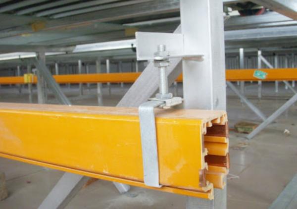 Quality Overhead Crane Busbar System , Multipole Copper 3 Phase Busbar System for sale