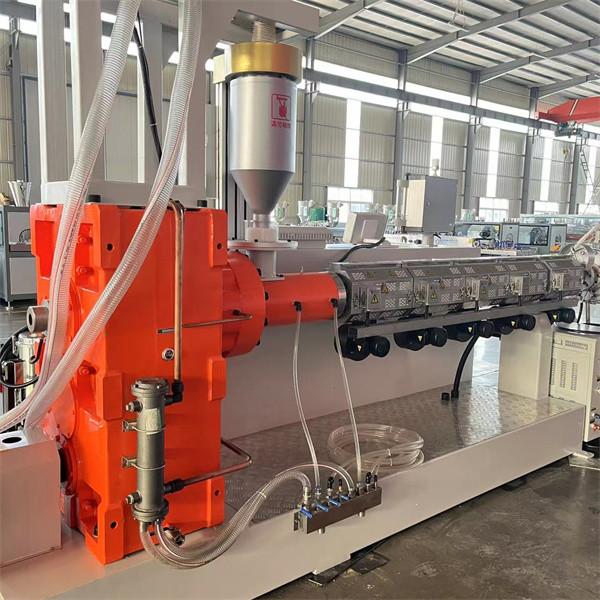Quality High Efficiency Plastic Pipe Making Machine with High Automation for sale