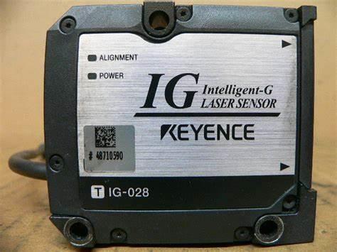 Quality KEYENCE IG-028 Sensor Head 660 Nm Visible Light Semiconductor Laser for sale