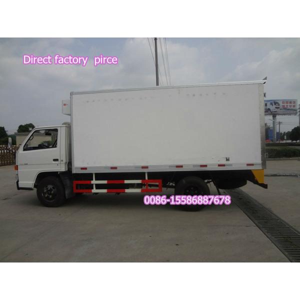 Japan Engine JMC 4x2 Refrigerated Box Truck Mini Refrigerated Truck