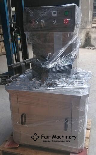 60Bottles/Min 220VAC Automatic Screw Capping Machine 60HZ For Glass Jar