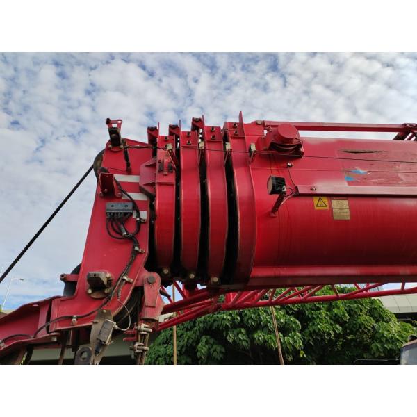 80ton Mobile Crane Used Truck Crane Hoist Crane Maximum Lifting Height 40m Orange and Red