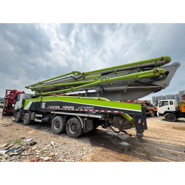 Used Concrete Pump Truck 56m Mounted Mercedes Benz Chassis For Sale