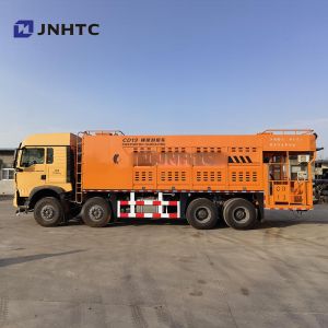 Road Maintenance Fiber Slurry Sealing Truck HOWO 8x4 A7 H5