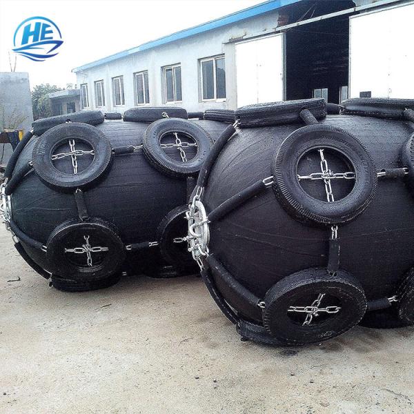 Quality Inflatable Rubber Boat Dock Pneumatic Rubber Fenders With Tyre for sale