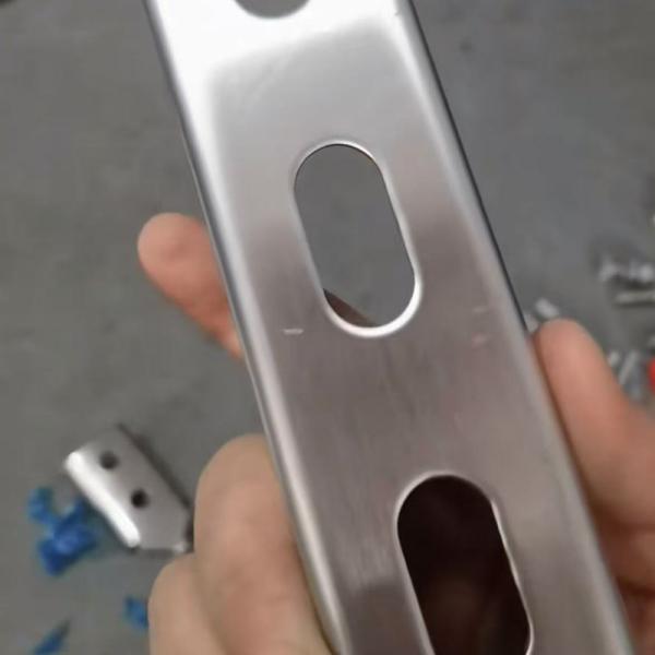 Punching C Shaped Carbon Steel Solid Strut Channel 14 Gauge For Framing