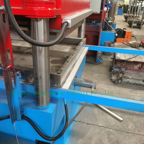 Outdoor Sports Rubber Floor Tile Vulcanizing Press Machine Anti Skid