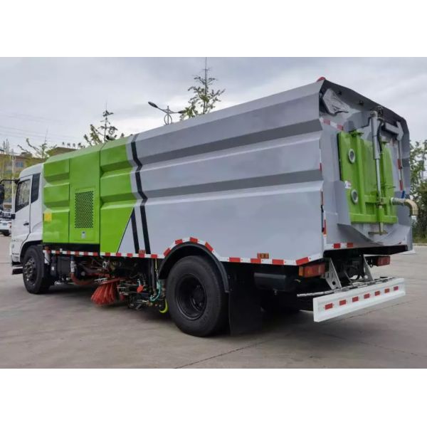 169kw 230hp Road Sweeper Truck Vehicle Diesel Type 12CBM