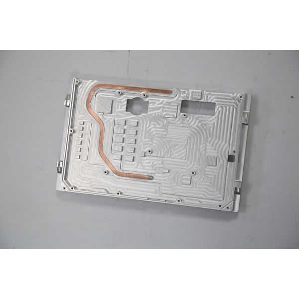 ISO9001 Water Cooled Liquid Heat Sink With Heat Pipe ODM Anti Corrosion