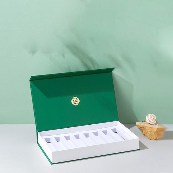 Custom Black Luxury Rigid Magnetic Gift Perfume Box Packaging Cosmetic Bottle Paper Cardboard Packaging Skincare Set Essential Oil Boxes