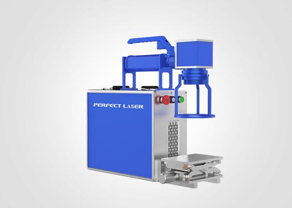 Quality 8000mm/s Portable Laser Etching Machine 50W Handheld Random Polarization for sale