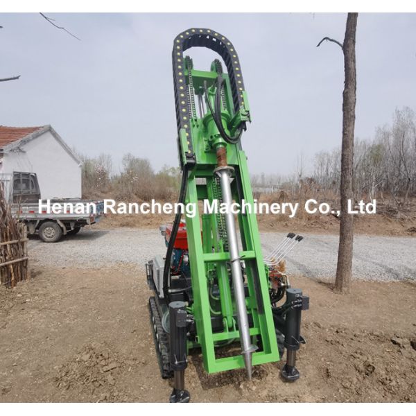 1.2T 30m 30HP Engine Power Crawler Solar Pile Drive With 4 Hydraulic Legs