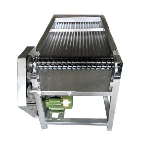 China Green pea bean peeling machine / broad bean shelling machine / soya bean sheller machine on sale