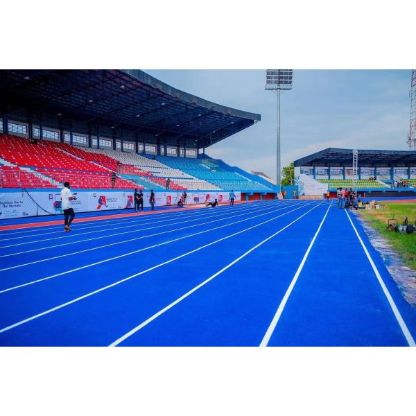 Eco Friendly Prefabricated Rubber Running Track With IAAF Approved