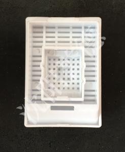 China Small Pathology Cassette , Paraffin Plastic Embedding Molds For Processing wholesale