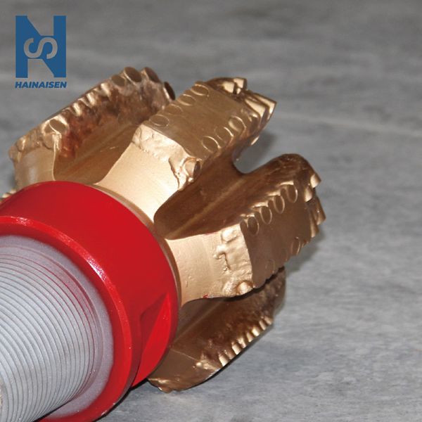 API PDC Well Drilling Bit 6 Blade 215.9mm Polycrystalline Diamond Bit