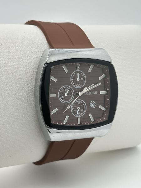 Quality Customized Quartz Wrist Watch with Luminous Hands Band for Men with Long Battery Life for sale