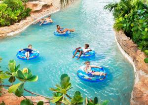 China Large Rafting Lazy River Water Park / Wild Mountain Water Park PLC Control on sale
