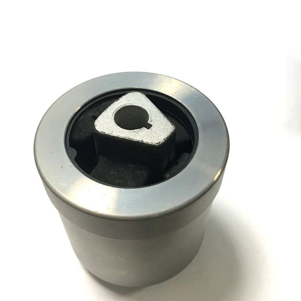 31120439102 Auto Suspension Control Arm Bushing For Rolls Royce Phantom