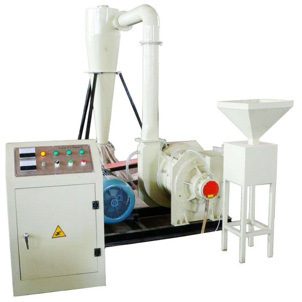 Environmental Protection PE Pulverizer Voltage Protection Double Cooling System