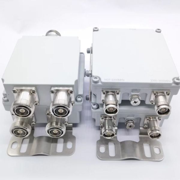 1710-2170MHz 2300-2690MHz 5-Way Multiplexer RF Quad-Band Combiner 4X1 Hybrid Combiner