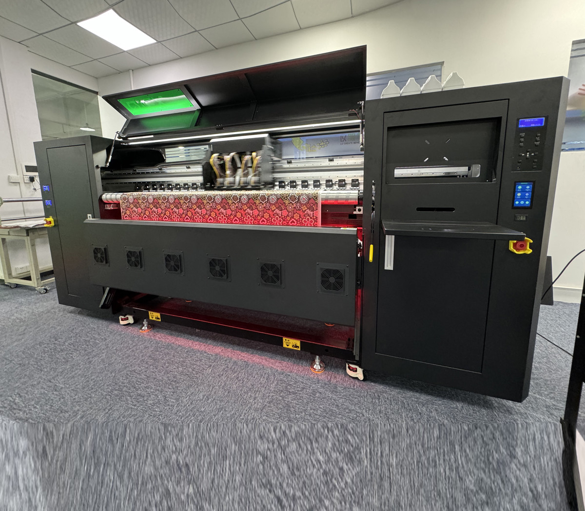 China Digital Textile Printer 180 Sqm / Hour Speed Energy Efficient wholesale