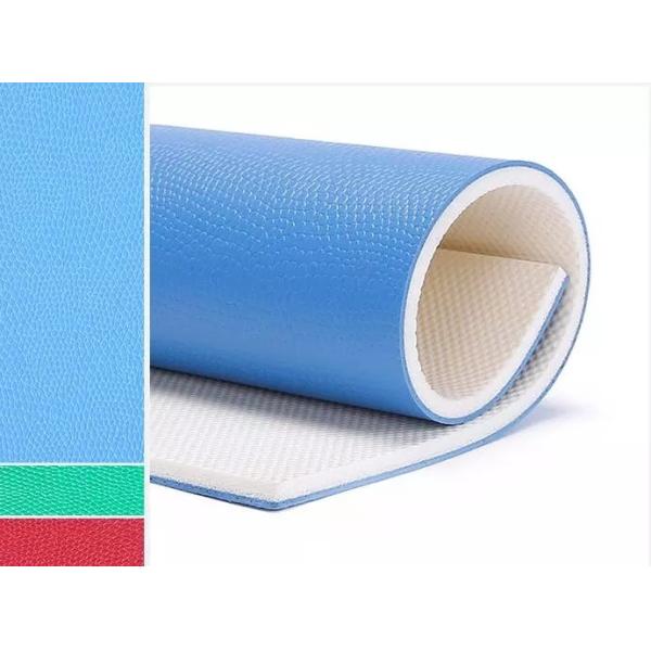 Red Waterproof PVC Vinyl Sports Flooring Anti Bacterial Basketball Venues