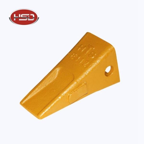 Quality E312 Bulldozer Backhoe Bucket Teeth Tip Alloy Steel Teeth Precision Casting for sale