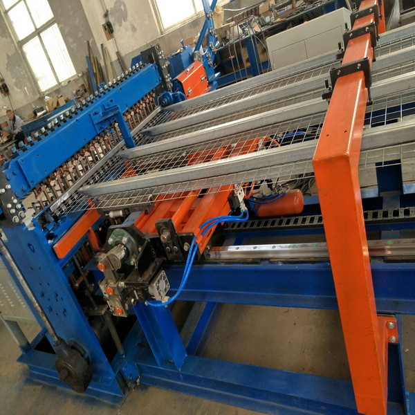 Galvanized Wire Cold Drawn Wire CNC Spot Welder , 380V Wire Spot Welding Machine