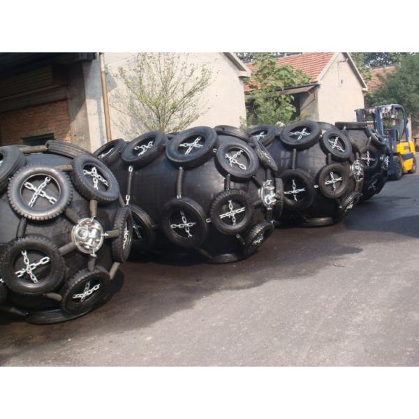 4.5*9m ISO BV Certificated Floating Pneumatic Marine Fender With Black Tyre Sheath