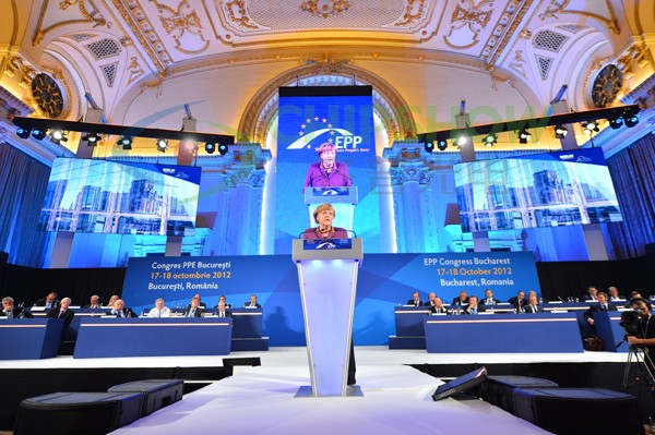 P2.5 LED Video Wall Flexible Screen For Advertising LED Display Indoor Full Color